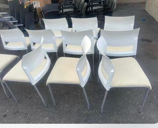 Steelcase stack stacking lobby waiting room classroom training room office chairs