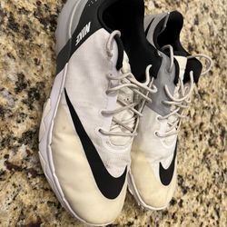 Nike Golf Shoes - Size 8
