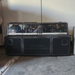 Magnavox Boombox