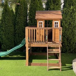 Backyard Discovery Playset