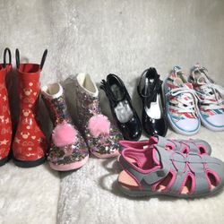 Minnie Rain Boots 12/sparkly Pom Slippers 12/rachel Dress Shoes 12/lily & Dan 12/rugged Outdoor Sandals 12