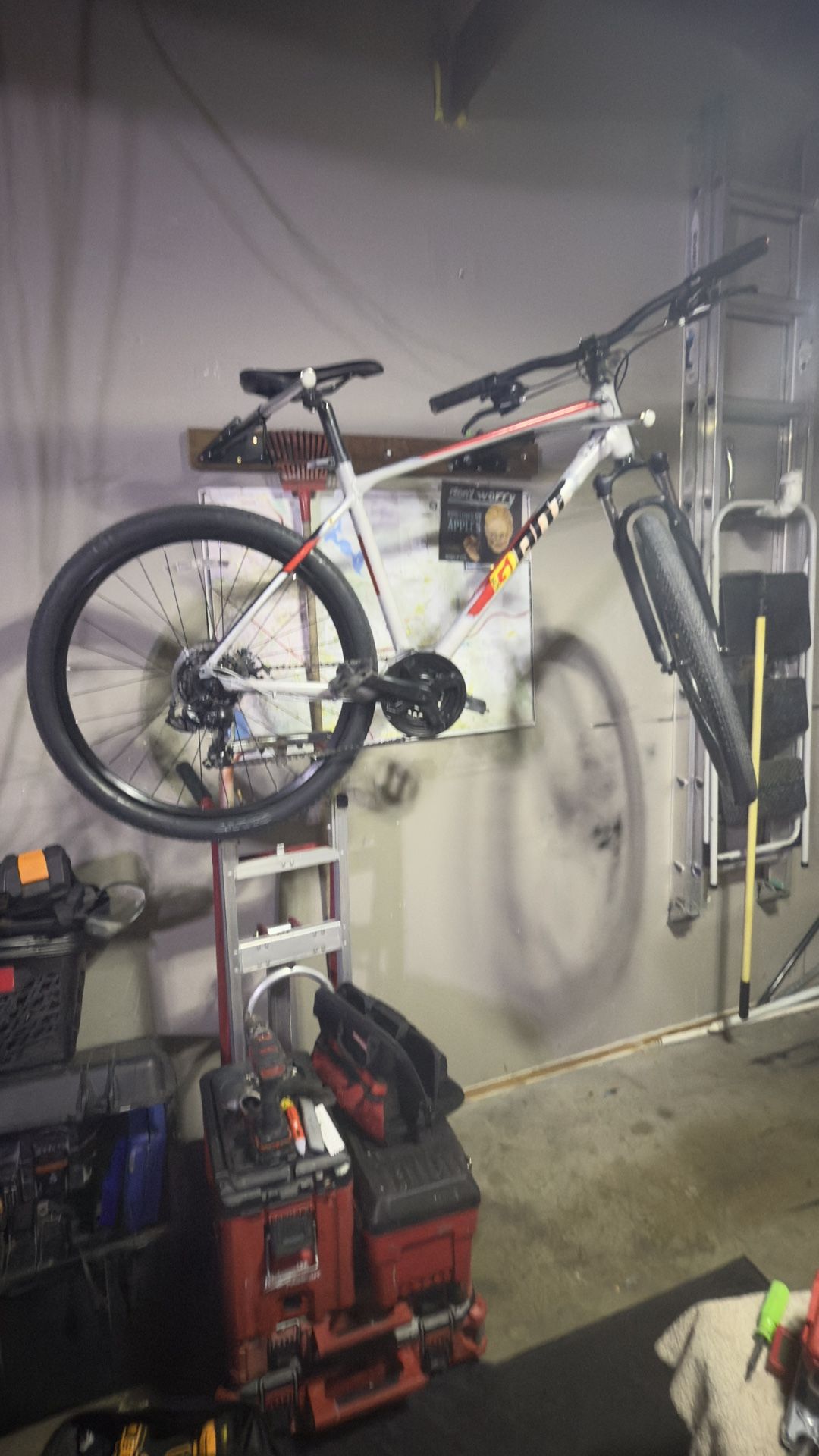 GIANT ATX    MT BIKE !!!!