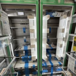 Thermador Freedom Collection  THREFFR24242 Side-by-Side Column Refrigerator & Freezer Set with 24 Inch Refrigerator and 24 Inch Freezer Panel Ready