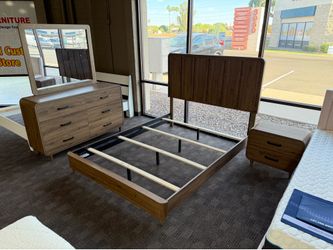 Modern oak bedroom set