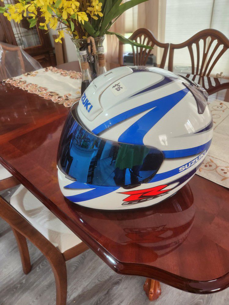  Motorcycle Helmet