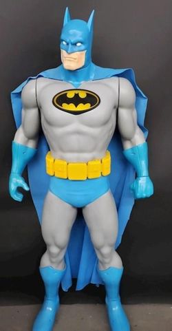 JAKKS PACIFIC BIG FIGS COLOSSAL 48” BATMAN GOTHAM CITY GUARDIAN WITH BAT SIGNAL