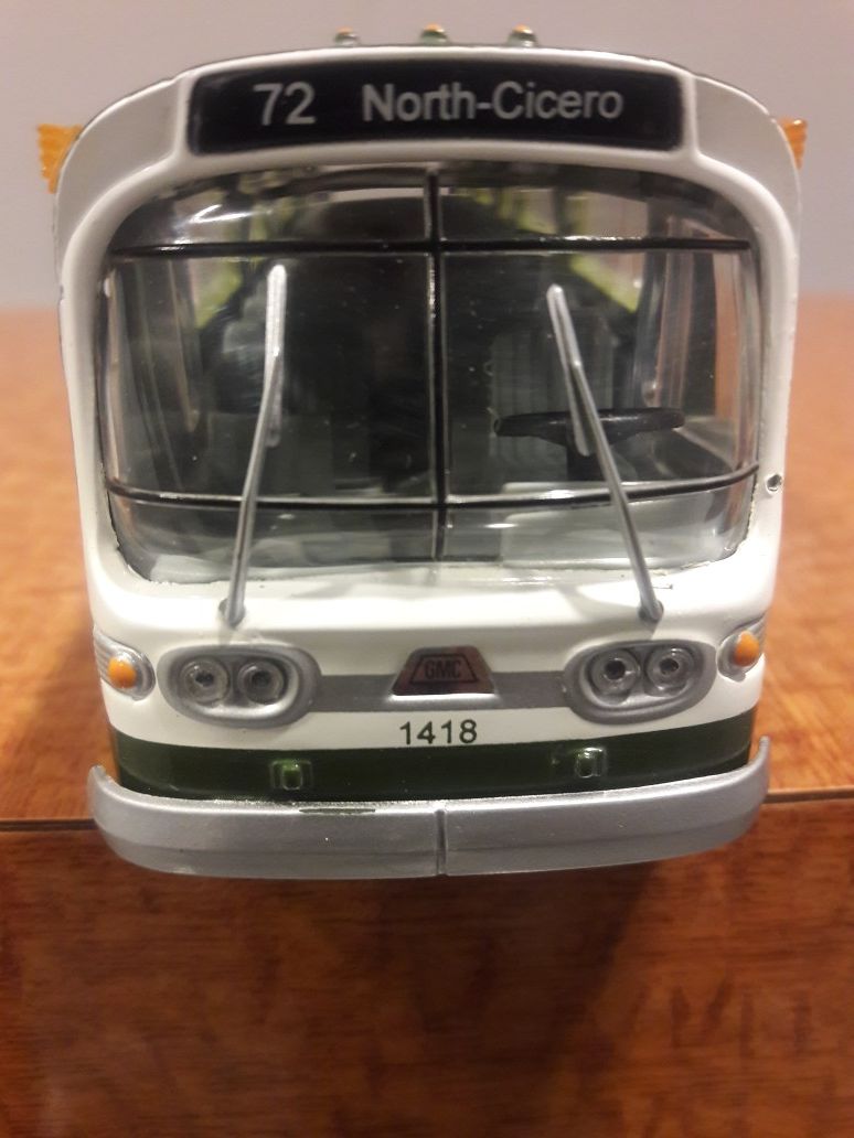 Rocky Go For it Cta Bus collectibles with mirrors (72 North-Cicero) Limited Edition Certificate