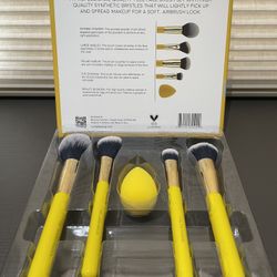 Full Face Makeup Brush and Beauty Blender Sponge Set