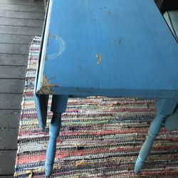 Vintage Blue Flip Table