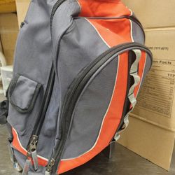 3 Backpack 🎒 With Wheels $15 Each