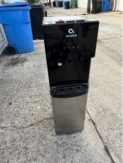 Bottom Loading Water Cooler Dispenser