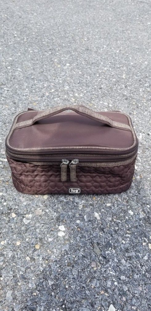 Lug Brown Cosmetic Case