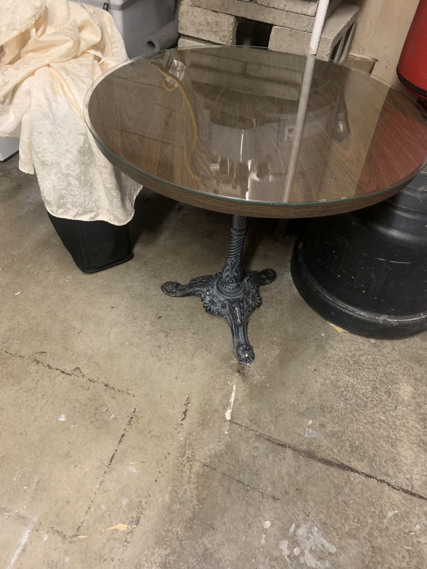 Wood/glass Table