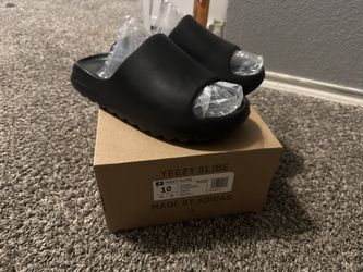 Yeezy Slide Black