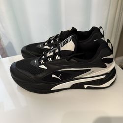 Puma R//System Sneakers