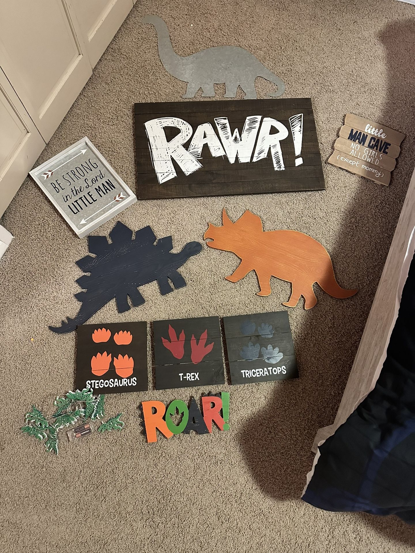 Boy Room Decor