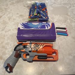 Nerf Zombie Strike Hammershot + Rebelle Secret Shot Blasters + Darts