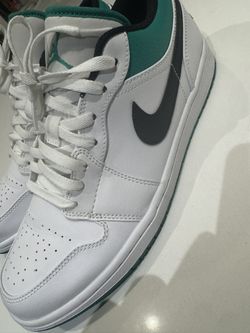 Air Jordan OG “Lucky Green”