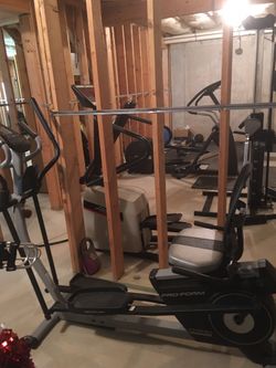 Moving Sale!!! Proform Elliptical Hybrid (Like New)