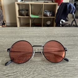 Arnette Sunglasses - Black Frame/Round Pink Lenses 