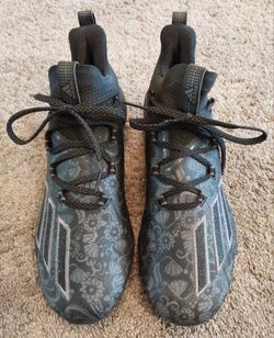 Size 8.5 - adidas Adizero New Reign Floral - Black