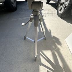 Tripod 
