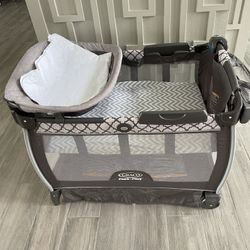 Graco PlayPan Portable Playard 