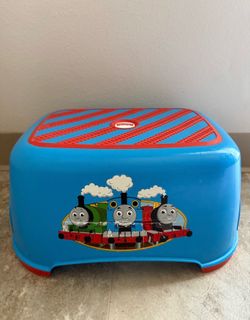 Step Stool Measures 13.5x13.2x18 inches. Sturdy design Holds up to 100 lbs Thomas the Tank Engine Fisher-Price Thomas & Friends Blue Non-slip