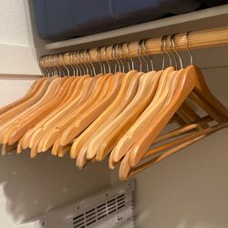 Wooeden hangers for sale 30 pieces 