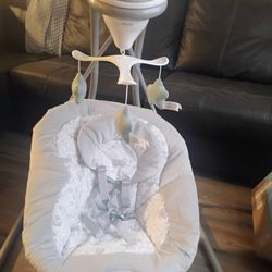 Graco Baby Swing