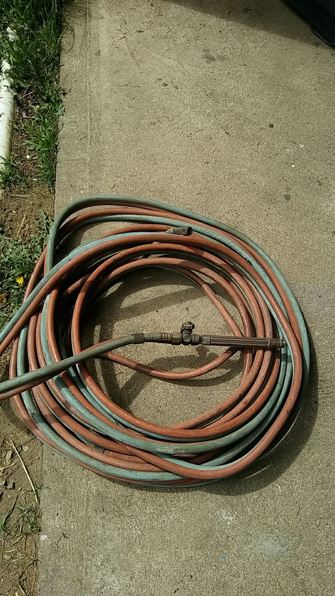 Cutting torch lines
