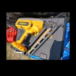Dewalt 18volt Nail Gun Tool 