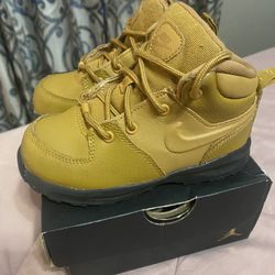 Nike Boot 9c