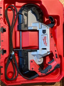 Deep cut Milwaukee corded band saw