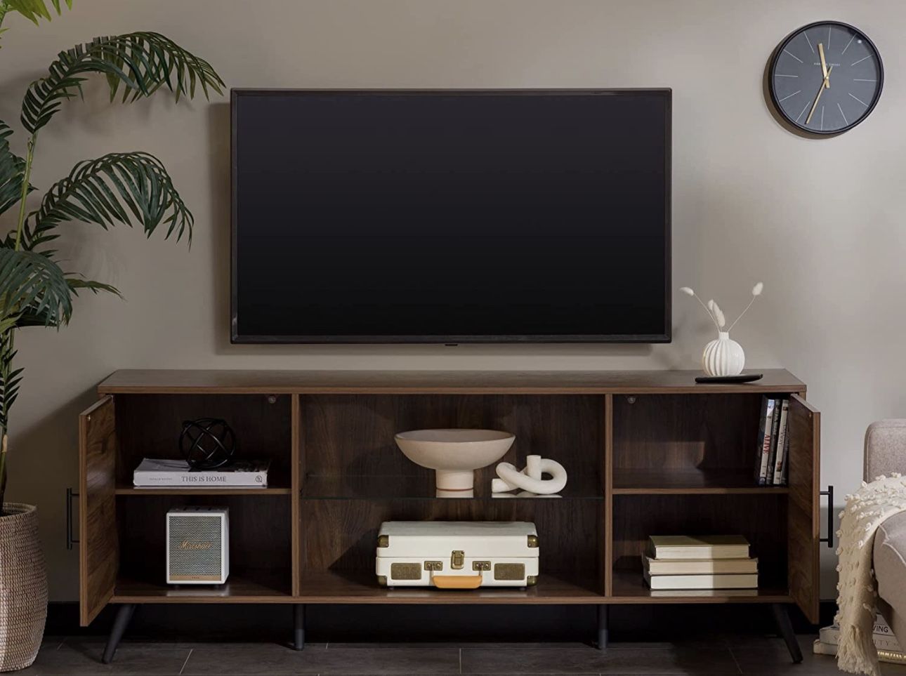 Walker Edison Saxon Mid Century Modern Glass Shelf TV Stand for TVs up to 65 Inches, 60 Inch, Walnut