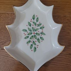 Lenox "Holiday" Paytern Trinket or Small Serving Tray (TWO AVAILABLE)