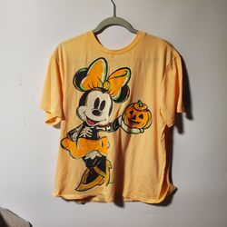 Disney Trendy Halloweem Minnie Mouse Short-Sleeve T-Shirt Cream Blush 1X