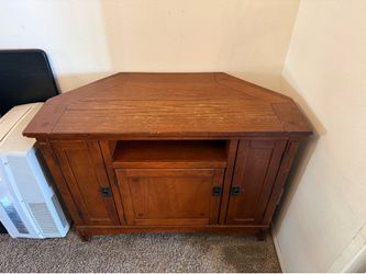 Wood corner TV stand