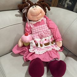 1984 vintage Dakin squeeky cheeks doll