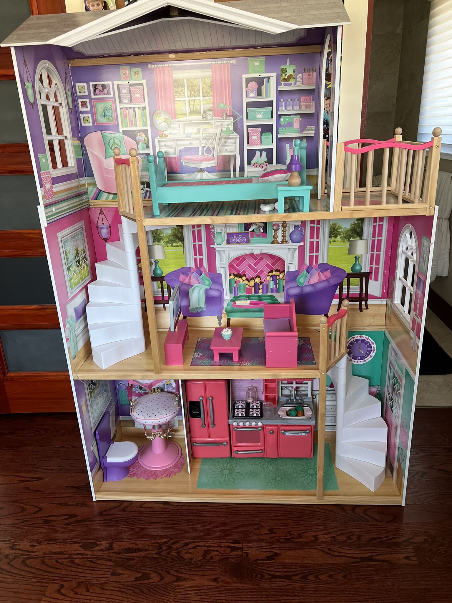 Kidcraft Dollhouse