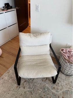 Modern White Accent Lounge Chair | Black Metal Frame