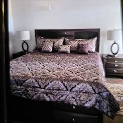 King Bedroom Set bed Has 6 drawers Headboard has 2 8 Drawer Dresser With Mirror  And 2 Night Stands Very Good Condition 
