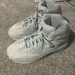 Yeezy Boots 