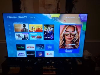 65" Hisense Roku Smart TV & 28" TCL Roku Smart Tv