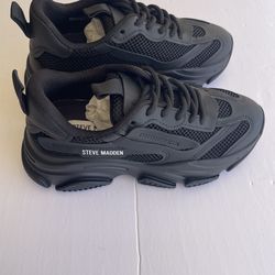Steve Madden size 5