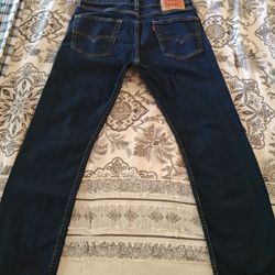 Levis 513 