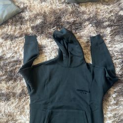 Black on Black Essentails Hoodie Size(L)