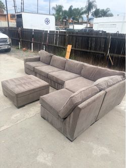 Sectional couch