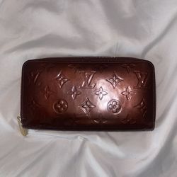 Louis Vuitton Zippy Wallet