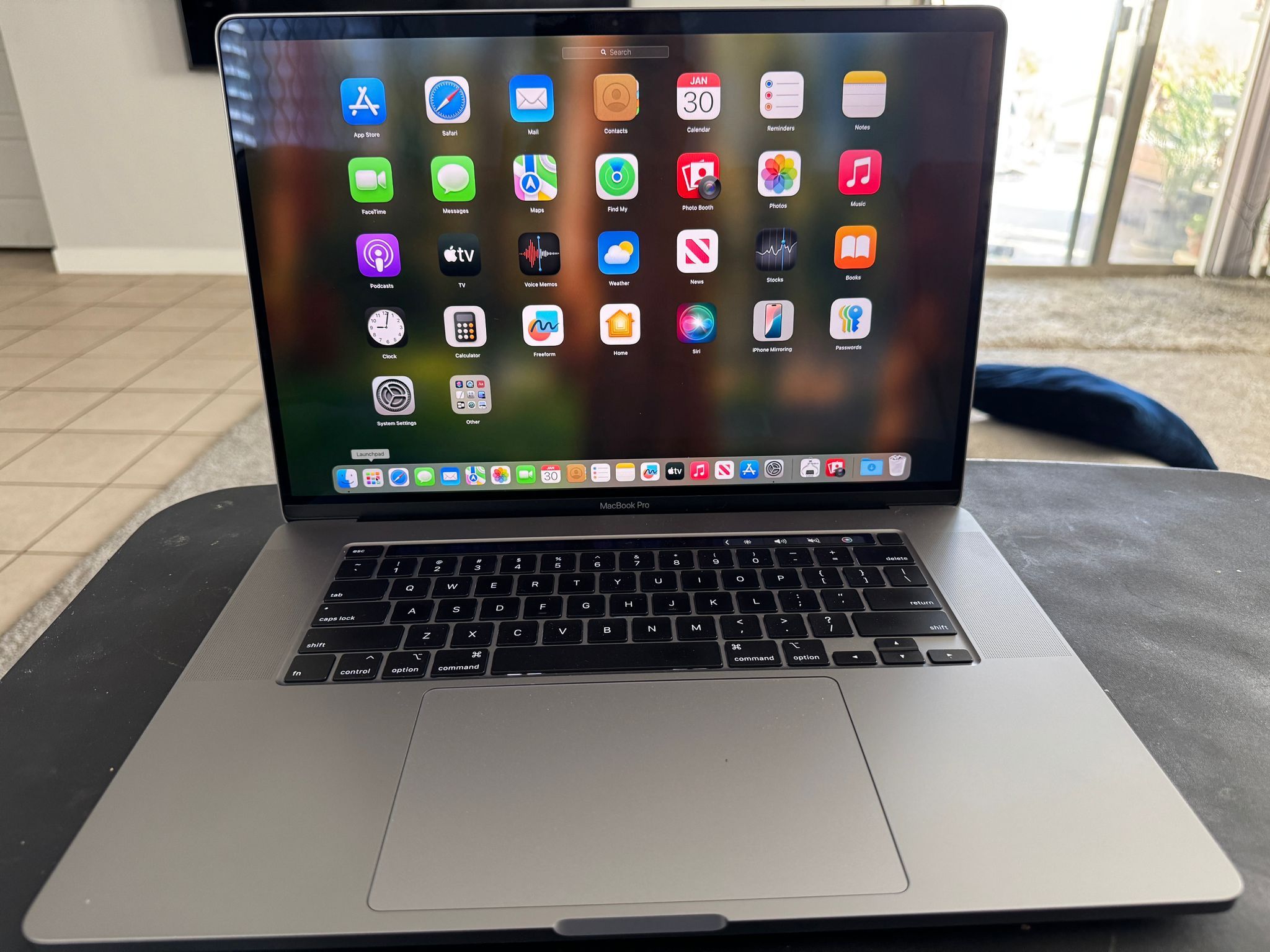 MacBook Pro 16" 512Gb Storage 16GB RAM 2019